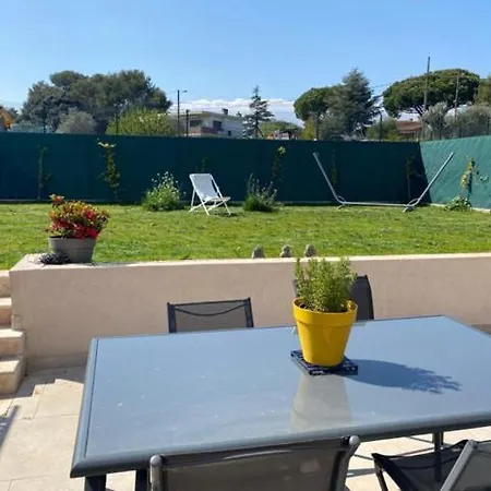 Belle Villa Neuve Charlene 3 Chambres Villa